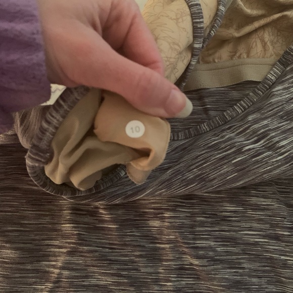 Like new lemon Y tank top. - Picture 4 of 4